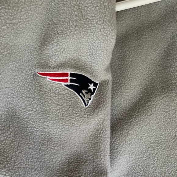 Reversible Patriots Jacket - Picture 5 of 6